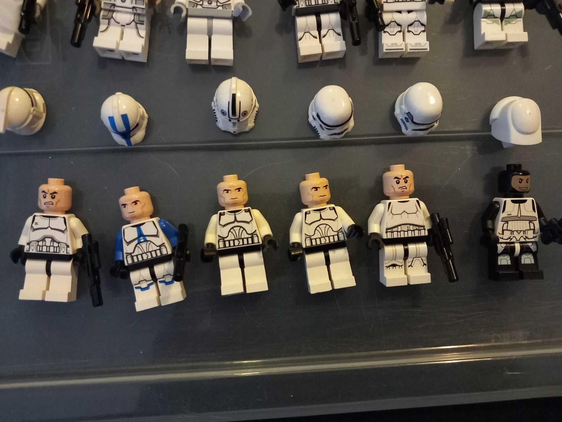 Lego Statuette: 12 Minifiguren Lego Star Wars Clone Trooper, Stormtrooper .. – Usato da Maschwanden venduto da summernight7 6
