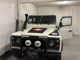 Land Rover Defender TD5 15P  Camperausbau viel Zubehör