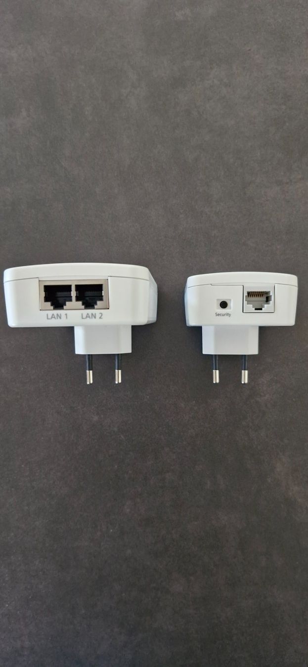Componenti elettronici: WLAN Expander Fritz!Powerline 540E Set – Usato da Grenchen venduto da Akubalek 2