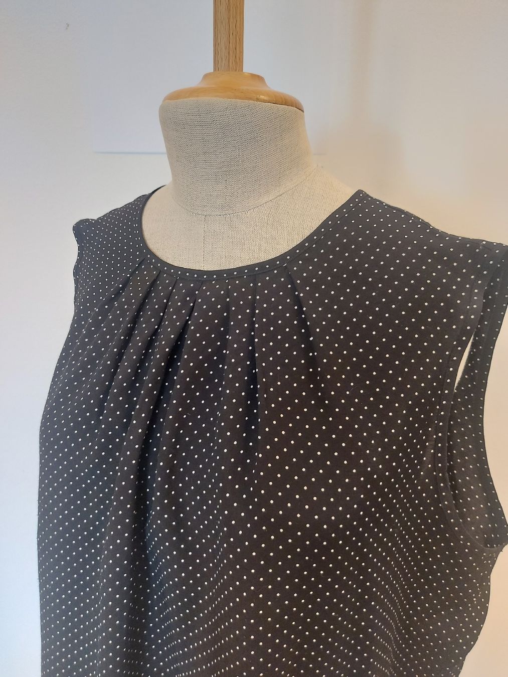 Tops: Top, äemellos, schwarz, Grösse 40 – Gebraucht aus Oberengstringen von PaolaDe 4