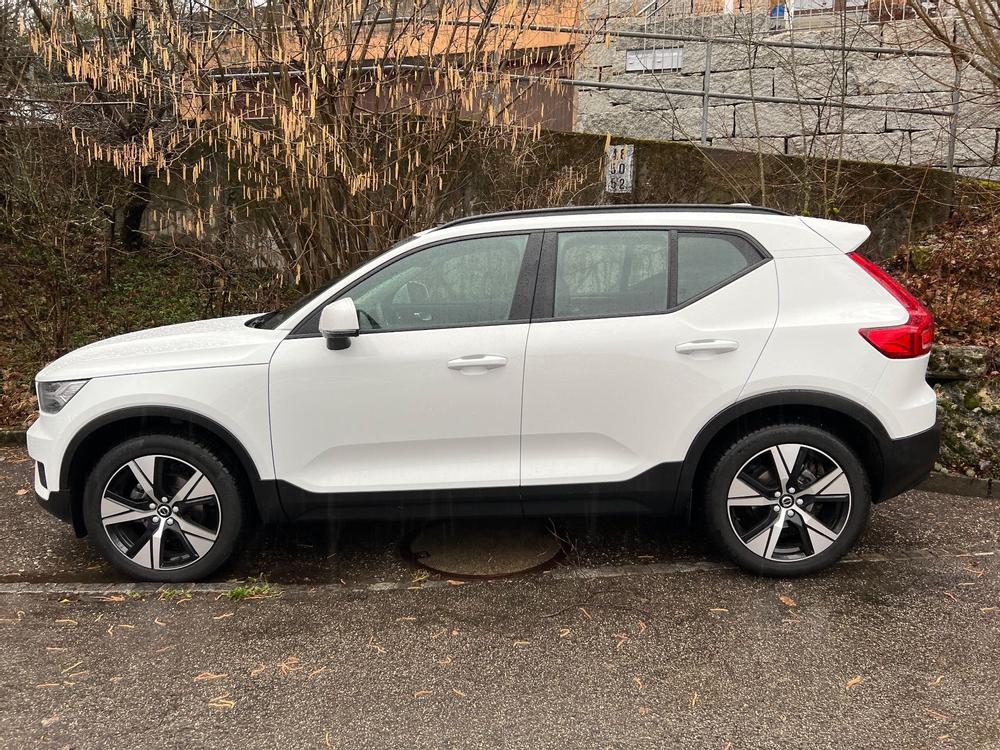 VOLOVO XC40 T3 - 39000km - free annual services