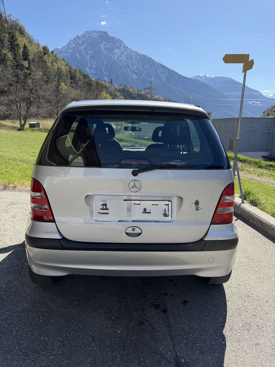 Mercedes-Benz Autos: Mercedes A170d – D'occasion à Bitsch par RSantos95 3