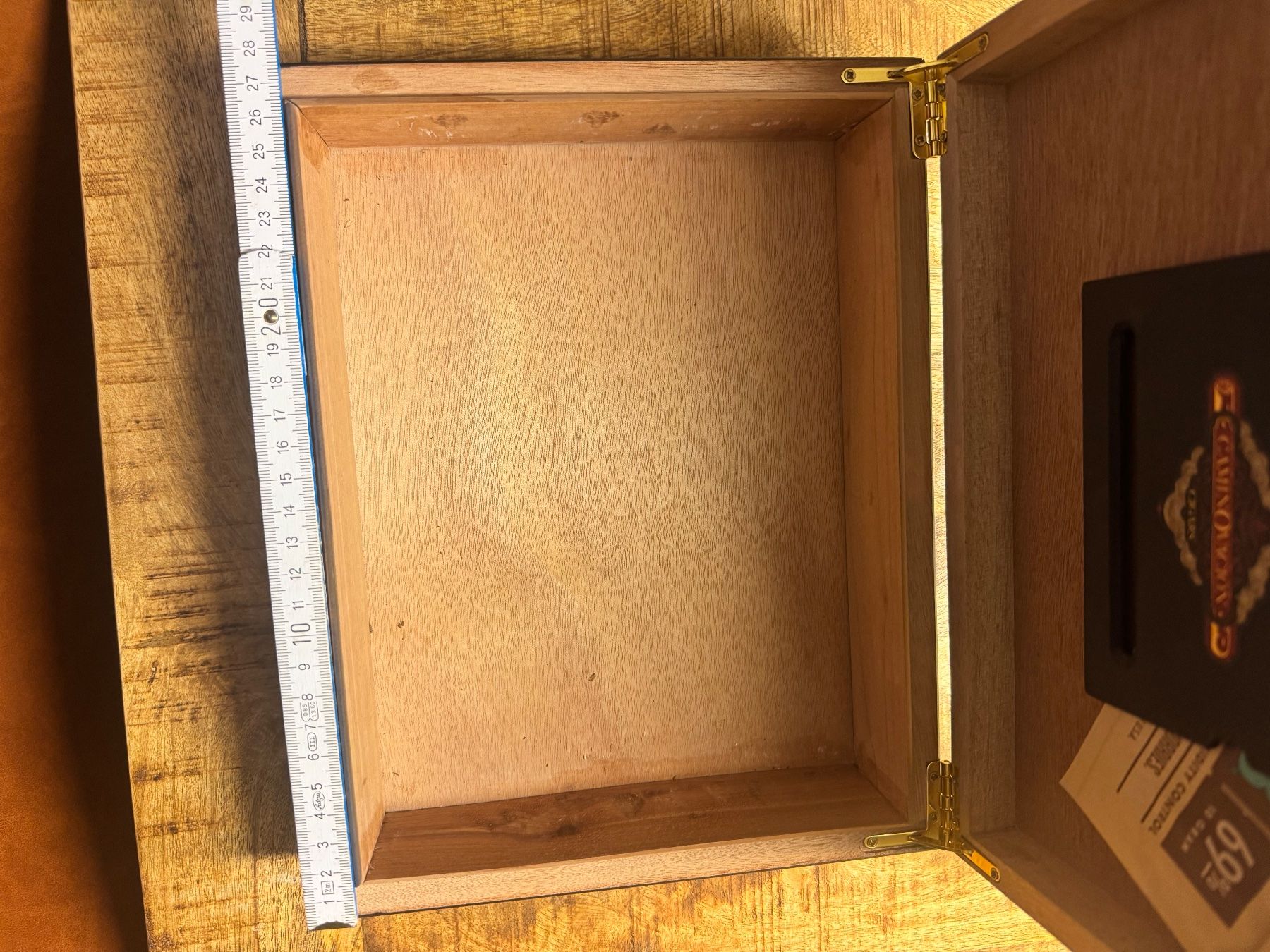 Humidor per sigari: Empty cigar box can also as humidor used – Usato da Seuzach venduto da Wolf936 4