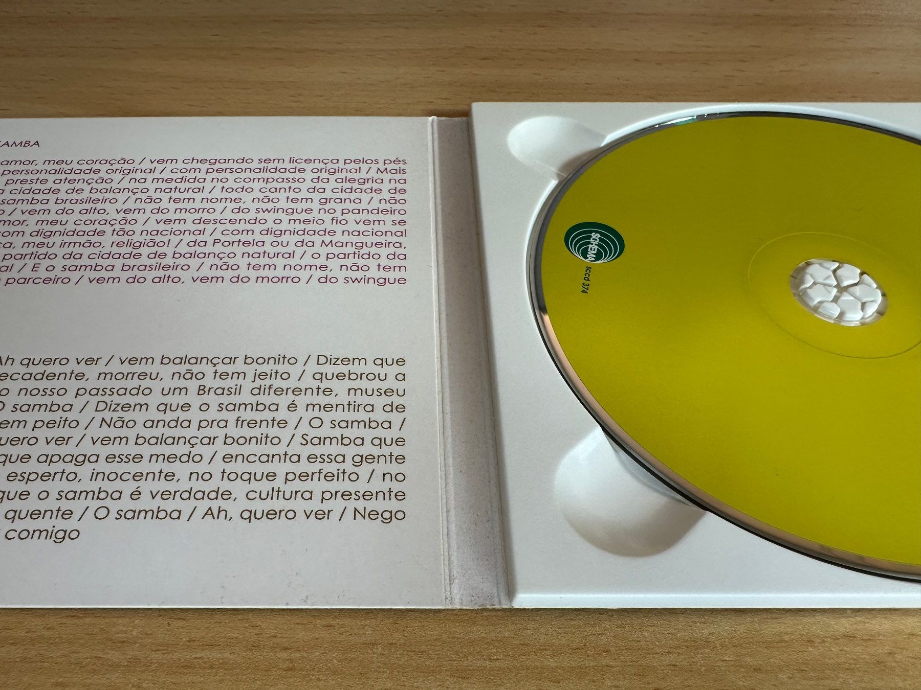 CD: Toco – Instalação Do Samba – Usato da Rikon im Tösstal venduto da Alpenmutz 2