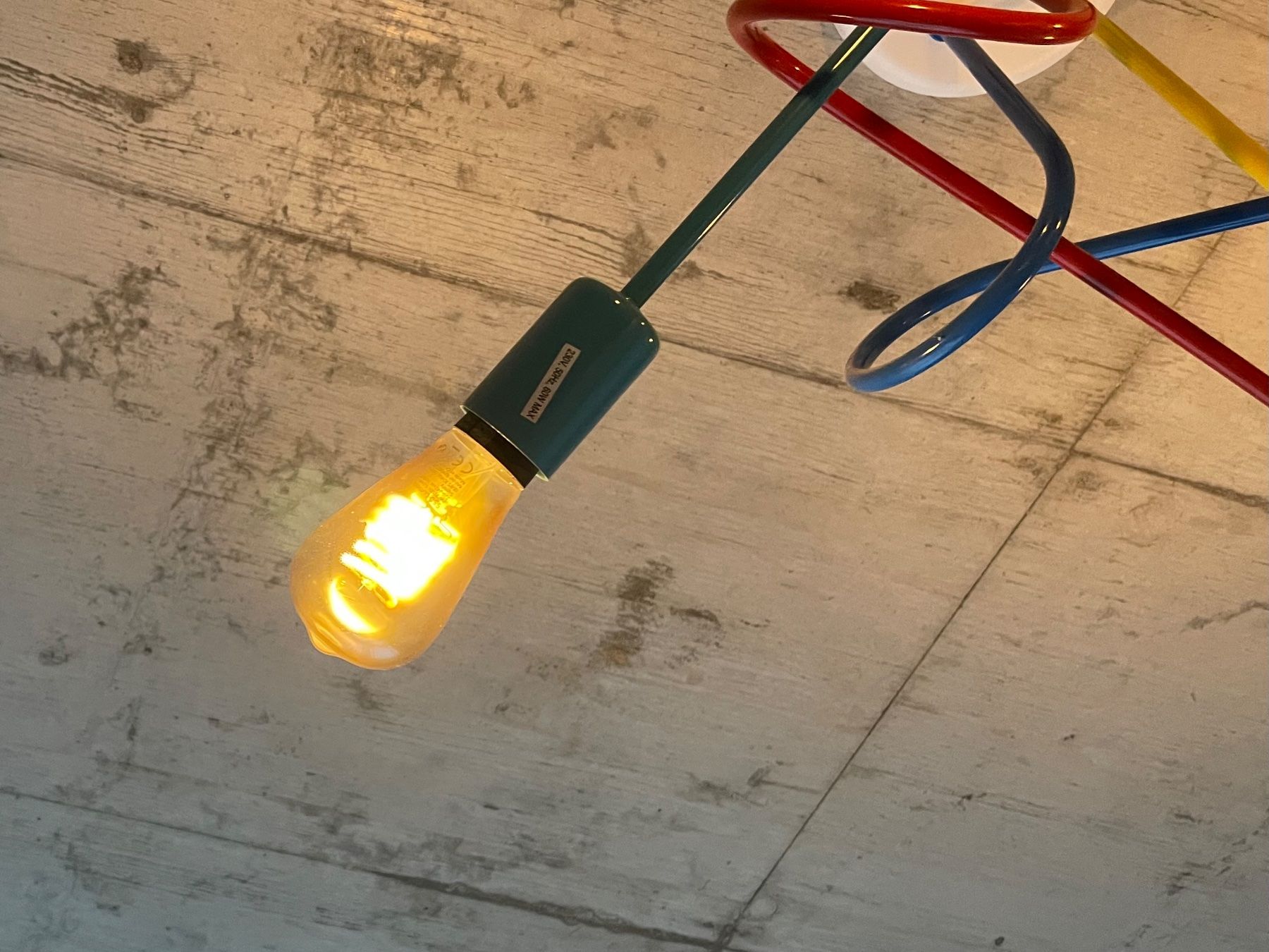 Lampadari & plafoniere: Deckenlampe Oxford vierflammig, vierfarbig – Usato da Dittingen venduto da the_didact 3