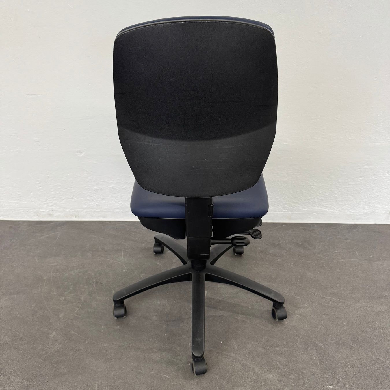Sedie: Dauphin Classic Arbeitsdrehstuhl – Usato da Schönenwerd venduto da mcofficeshop 4