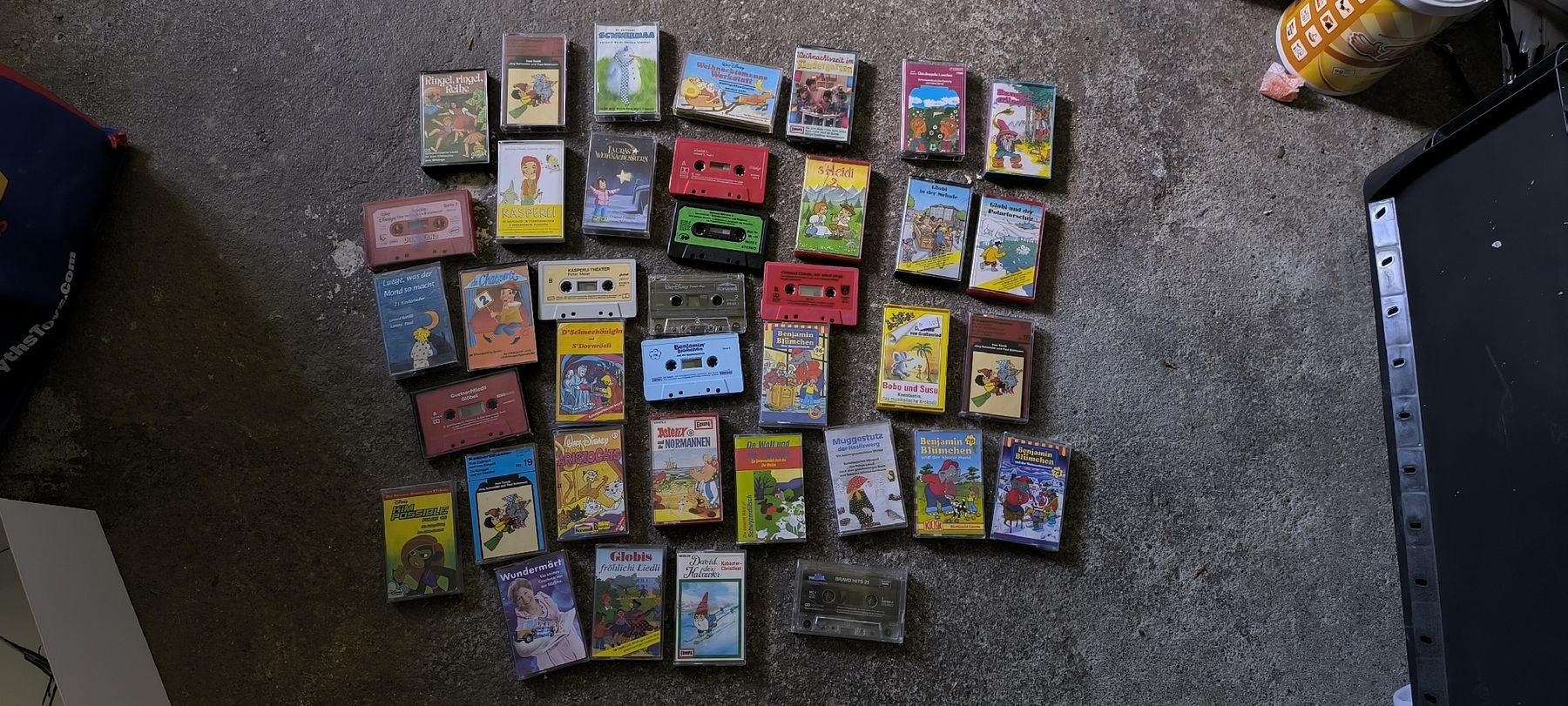 Musicassette: 38 Kassetten, Kindergeschichten – Usato da Kölliken venduto da Blueaebi