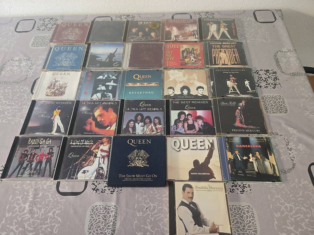 CD: cds maxi + albums cd+cds raretés introuvable  – Usato da lausanne venduto da 34982277casillas 1