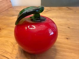 Vintage Murano Glas-Apfel, Rot mit grünem Stiel