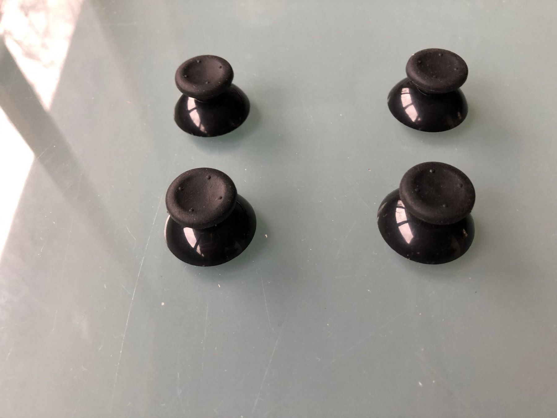 Controller: Xbox 360 Controller Stick 4xin Schwarze – Neu und originalverpackt aus Arisdorf von comestibles