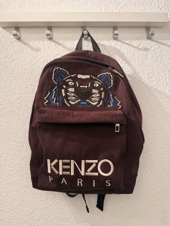 Rucksack Kenzo Paris dunkelrot mit Tigerstickerei neuwertig
