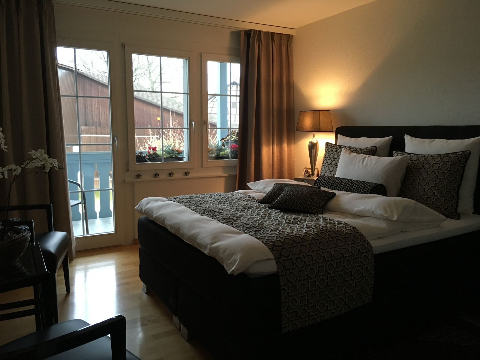 Betten: Jensen Prestige Continental Boxspringbett – Neu (gemäss Beschreibung) aus Wilen b. Wollerau von Andy-88 1
