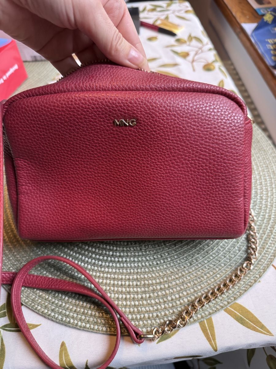 Sacs femmes: Mango perfect condition small clutch – D'occasion à Pully par vik_2mrb 1