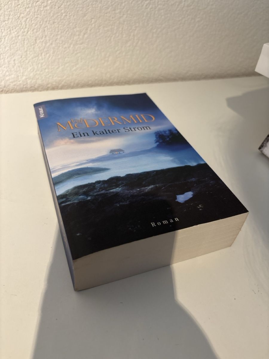 Bücher: Val McDermid - Ein kalter Strom, gebraucht  – Gebraucht aus Adliswil von ninotschka7 1