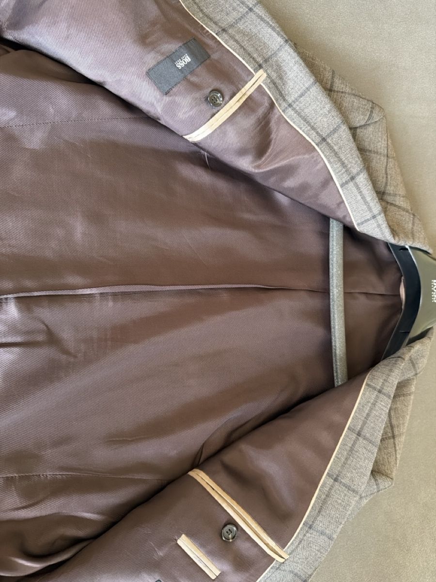 Hugo Boss Lotti di vestiti: 4ER    PACKAGE    HUGO  BOSS   SAKKO'S   ,   GR .  50 – Usato da Wetzikon ZH venduto da philippe_22 4