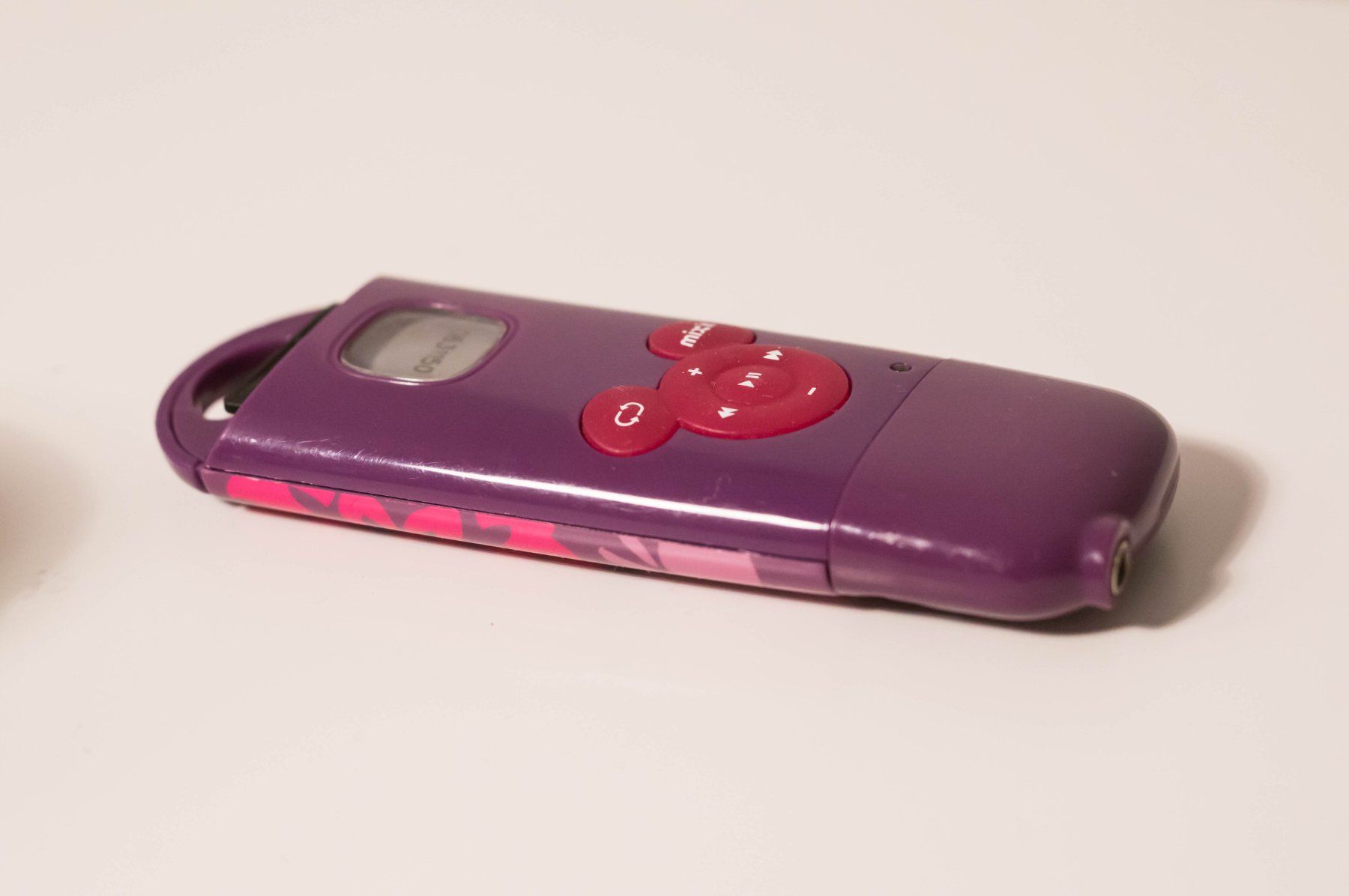 Sandisk Tragbarer Mediaplayer: Disney Mix Stick Mp3 Player – Gebraucht aus Thörishaus von vintagger 1