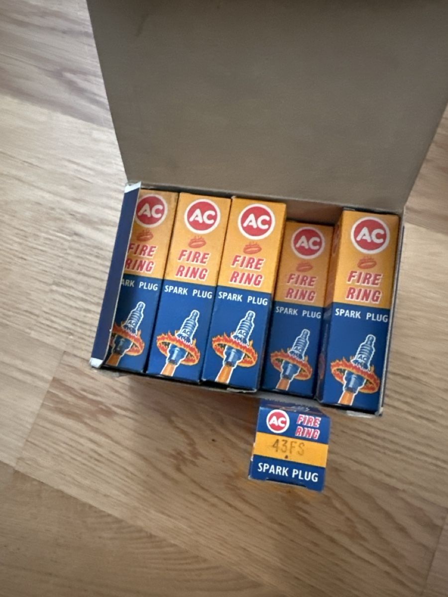 Tutti pezzi di ricambio auto: Zündkerzen AC Fire Ring 43FS NOS – Usato da Mörschwil venduto da tweety9402