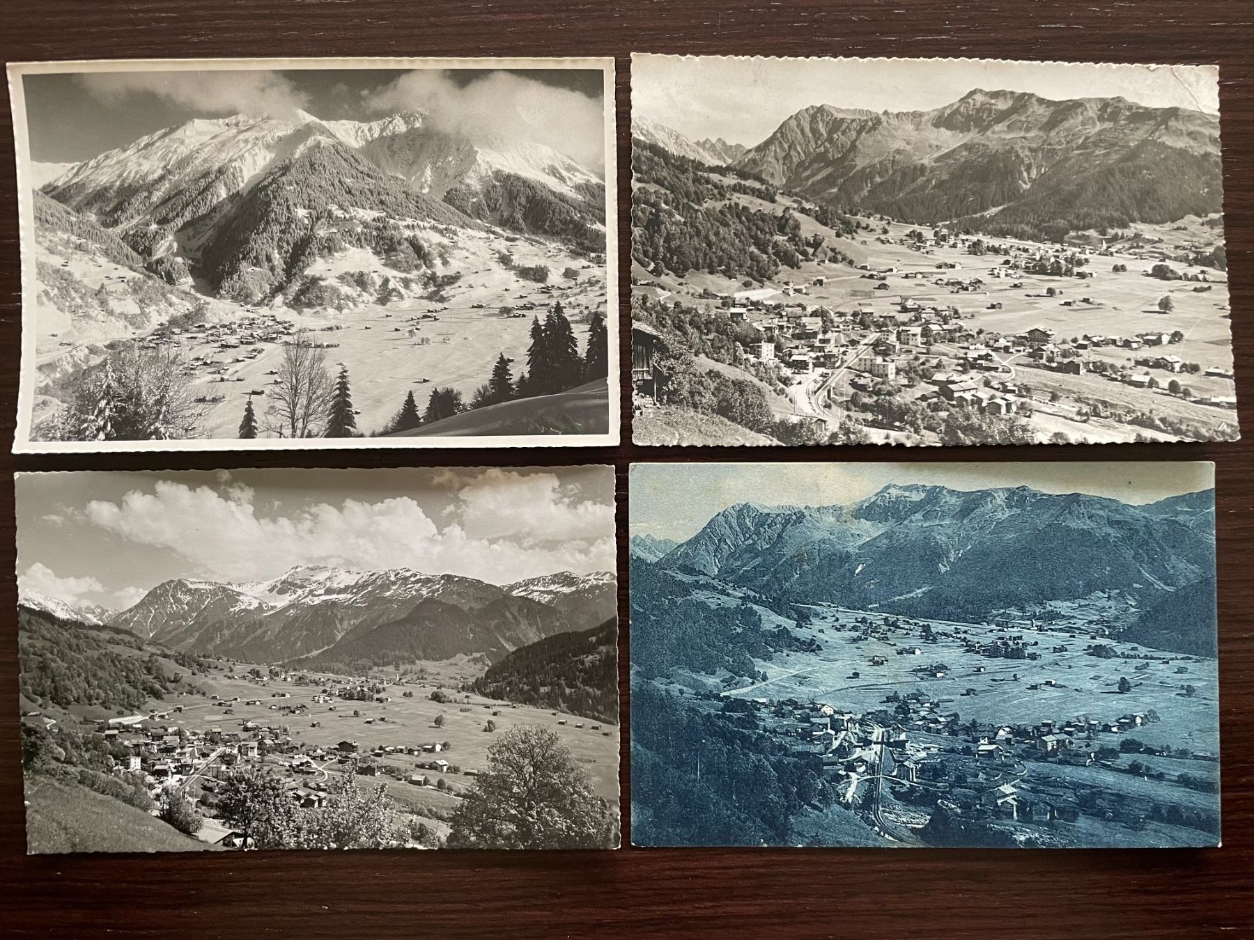 Cartoline postali: KLOSTERS - DORF / - DÖRFLI, 11 Ansichtskarten – Usato da Wald ZH venduto da TLILEF 3