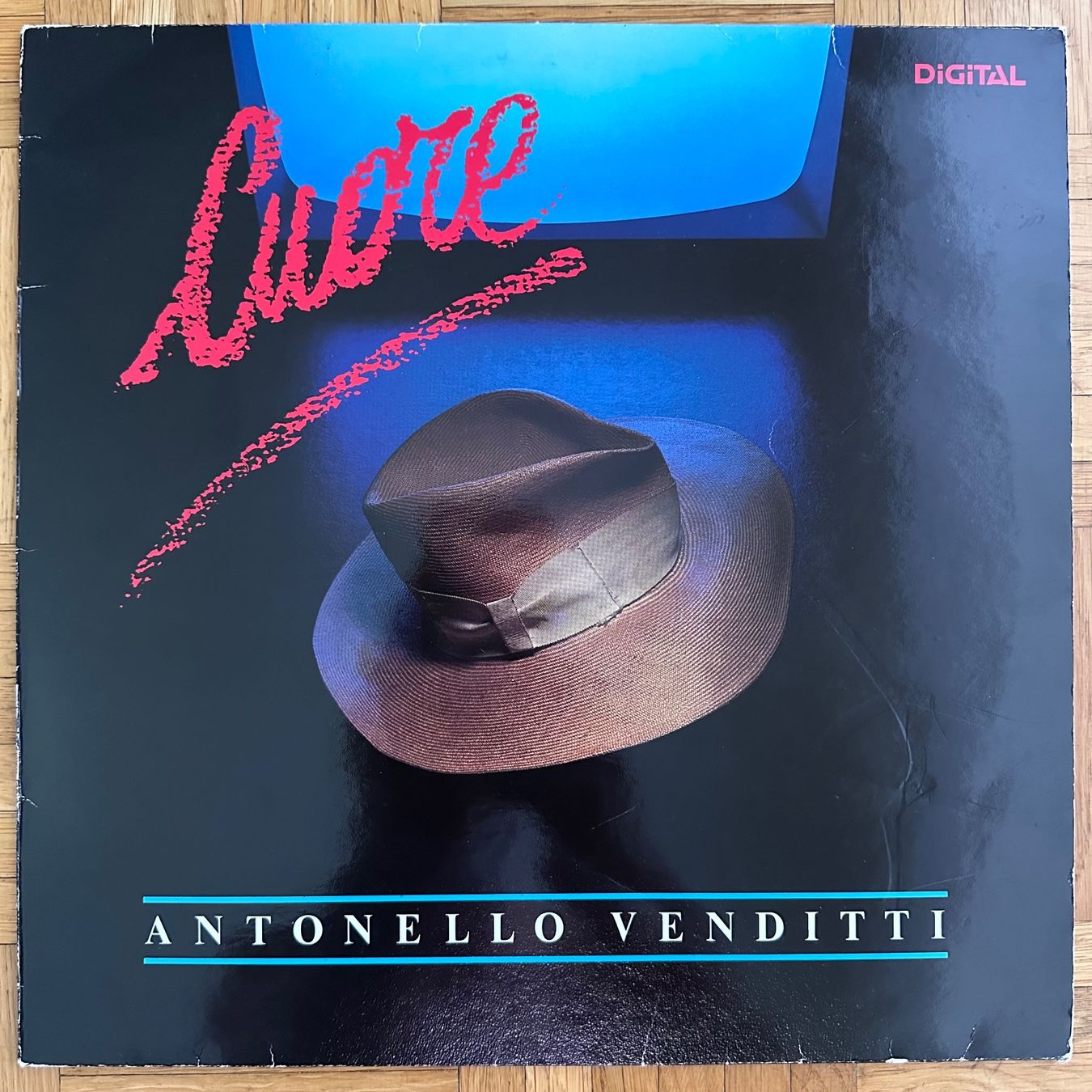 Dischi in vinile: LP - Antonello Venditti - Cuore – Usato da Breganzona venduto da Onairda75