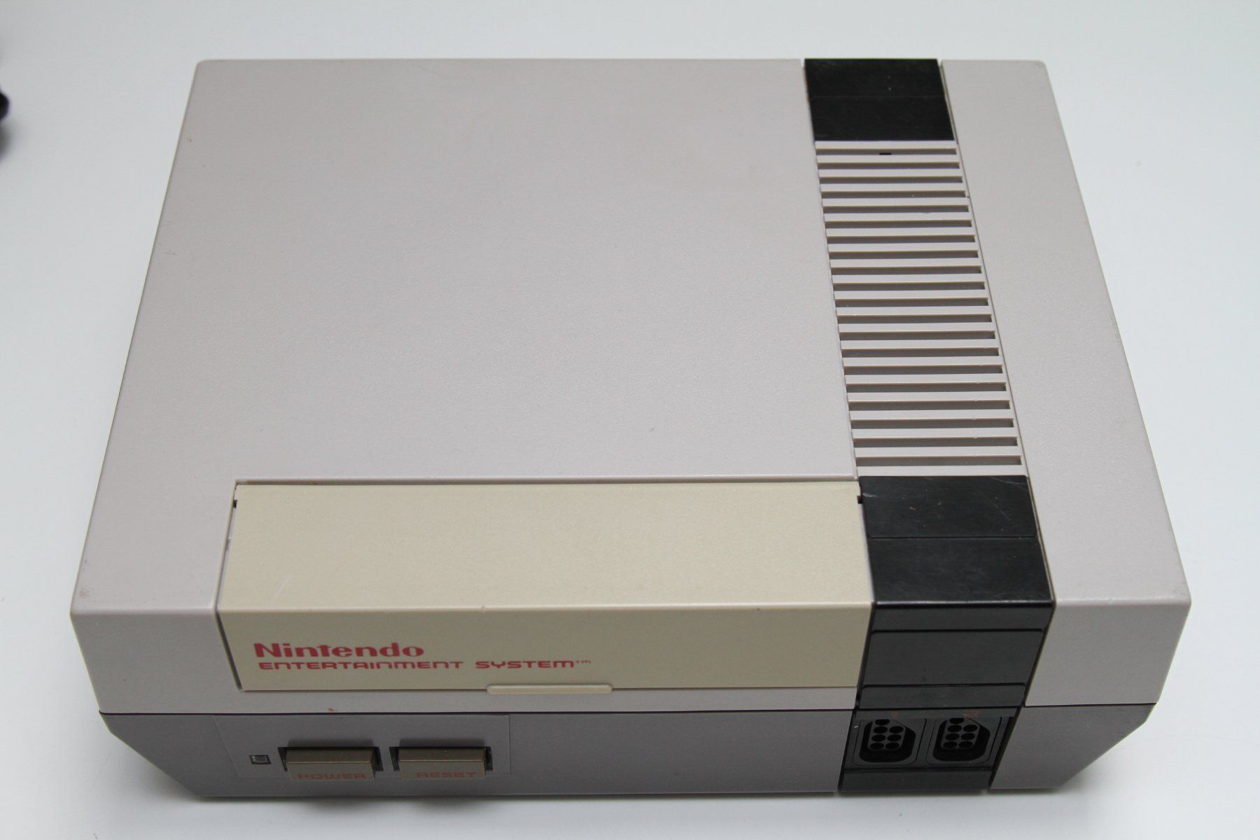 Nintendo Consoles: Nintendo NES mit Spielen – D'occasion à Basel par camelot99 1