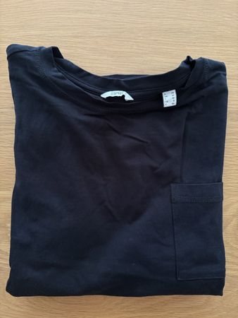 T-shirt Esprit nero taglia 42 usato