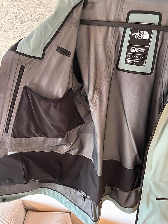 Jacken: The North Face Damen Skijake L – Gebraucht aus Valbella von stfnigbsr 4