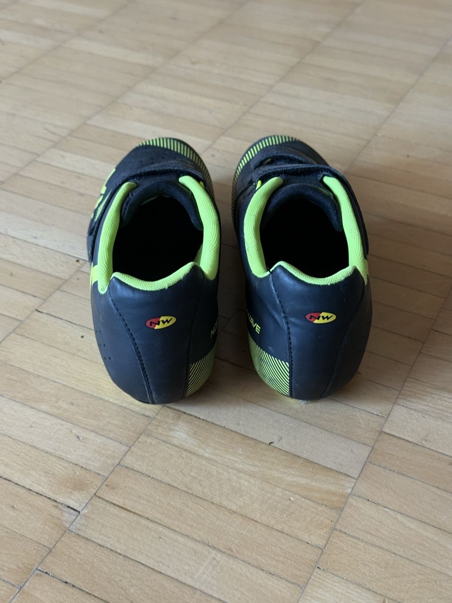 Northwave Scarpe da uomo: Rennveloschuhe Northwave Grösse 37 – Usato da Pfäffikon SZ venduto da kohlie 4