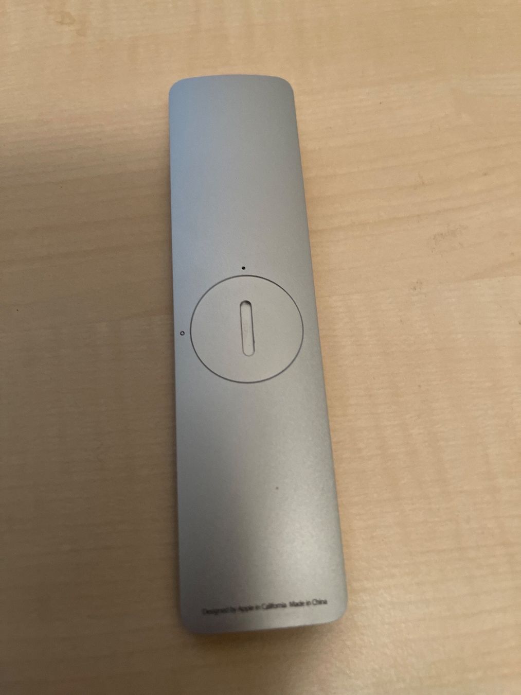 Apple Fernbedienungen: Apple TV 2-3 Fernbedienung Original – Gebraucht aus Arisdorf von comestibles 1