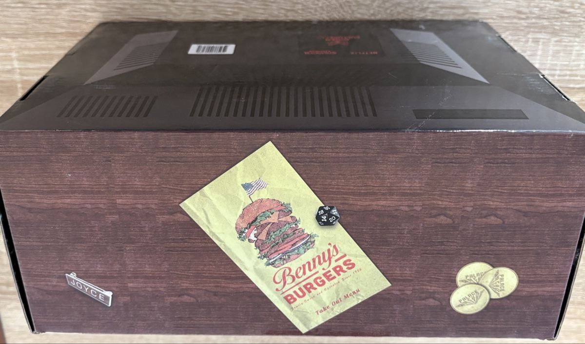 Giocattoli: Stranger Things Fanbox – Usato da Sutz venduto da Strauss35 5