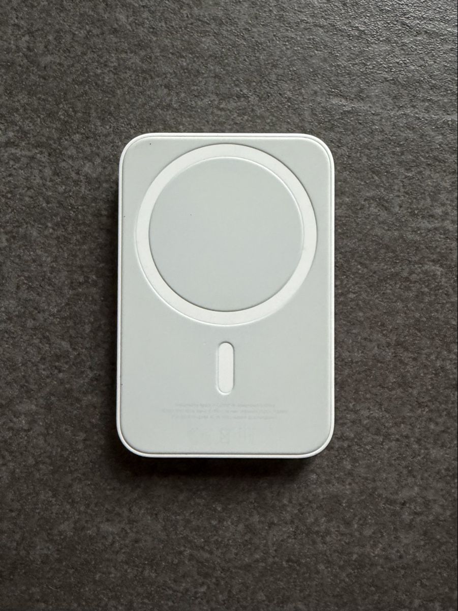 Apple Batterie: Apple MagSafe Battery Pack – Usato da Zürich venduto da cENS0R 1