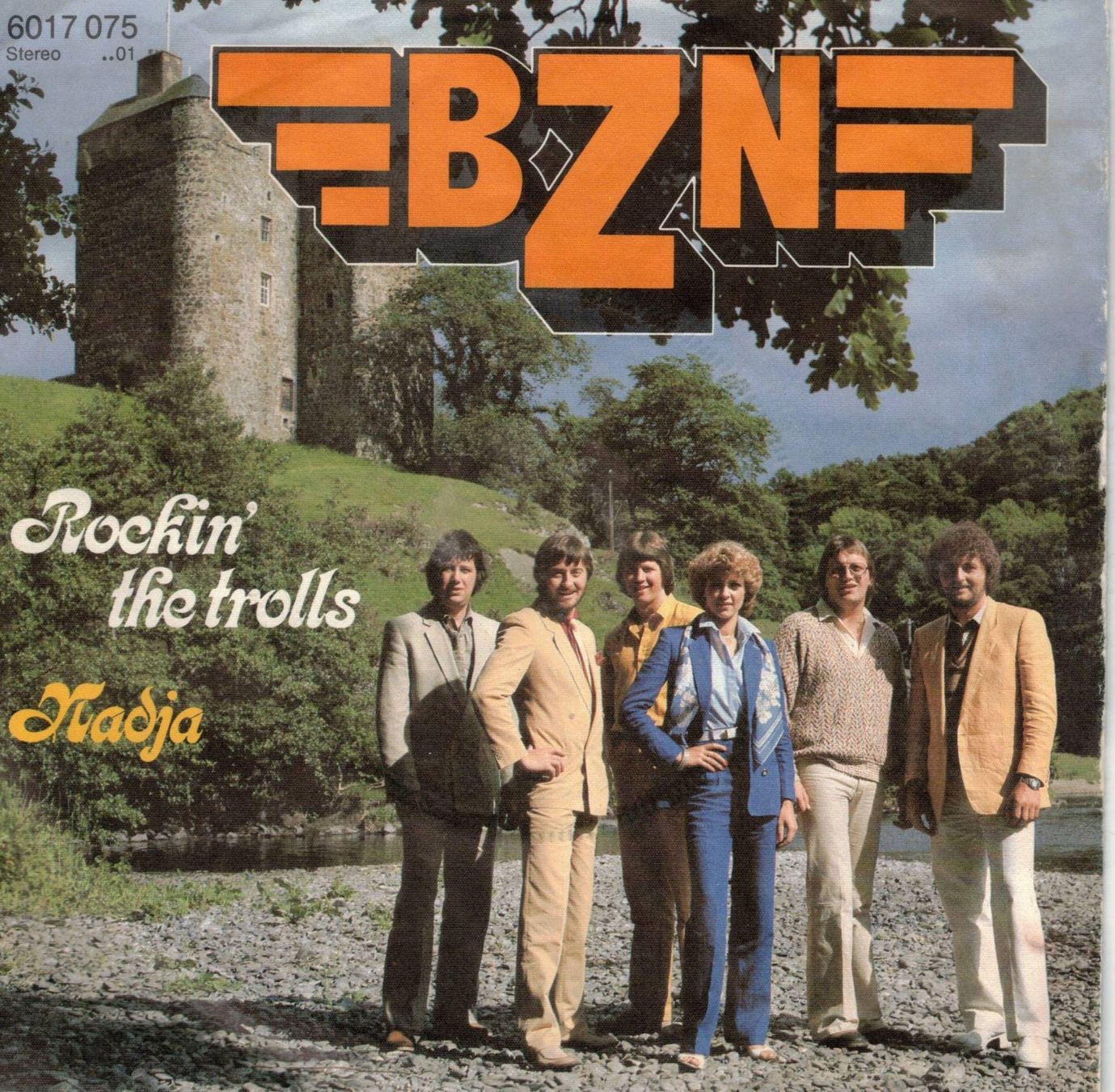 Dischi in vinile: BZN  --  Rockin the trolls  Single7 – Usato da Rheinau venduto da thespecials