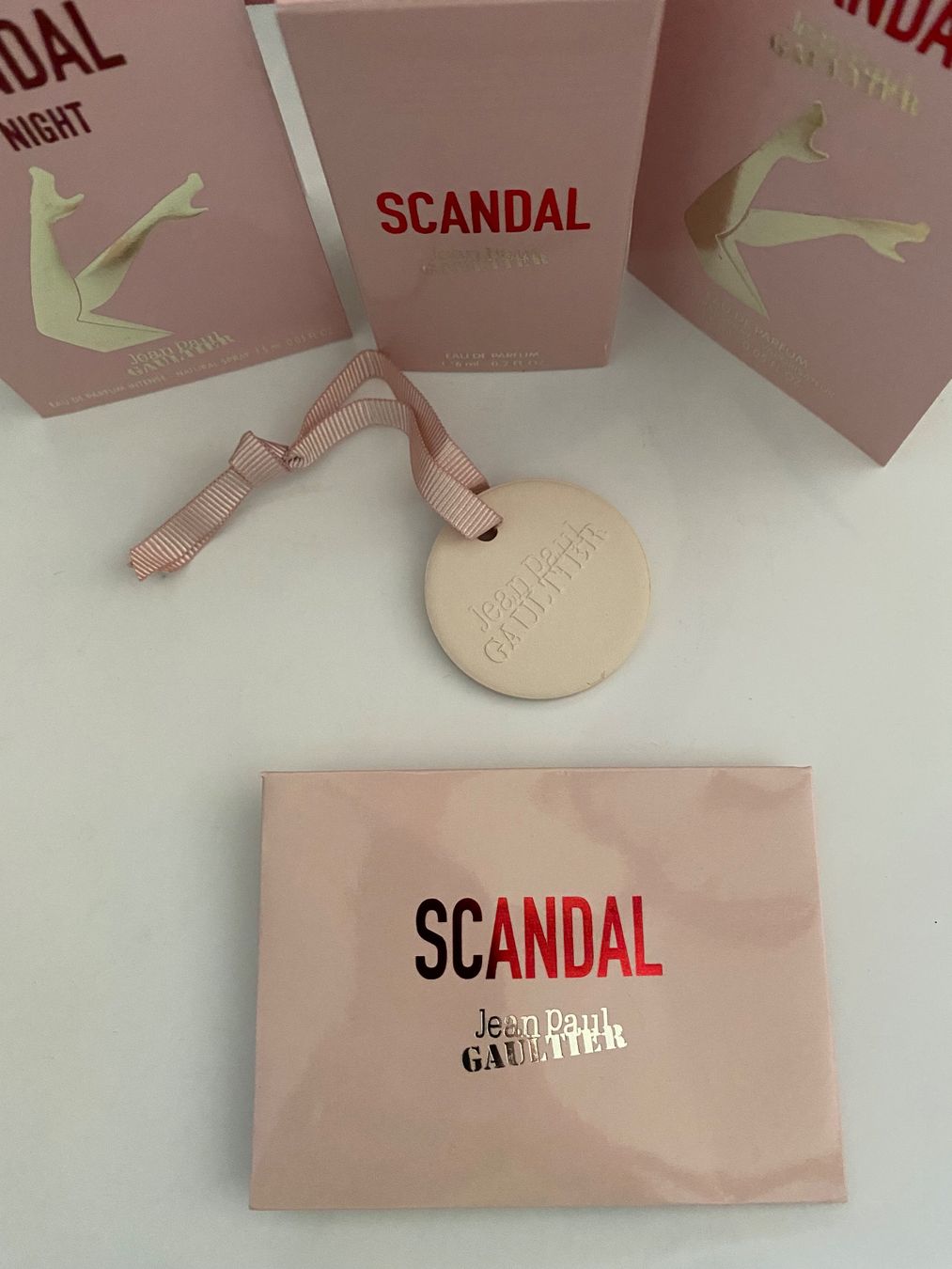 Jean Paul Gaultier Profumi & Eau de Toilette: Lot Scandal de Jean Paul Gaultier – Nuovo e nell'imballaggio originale da Bouveret venduto da wes_7zll 1