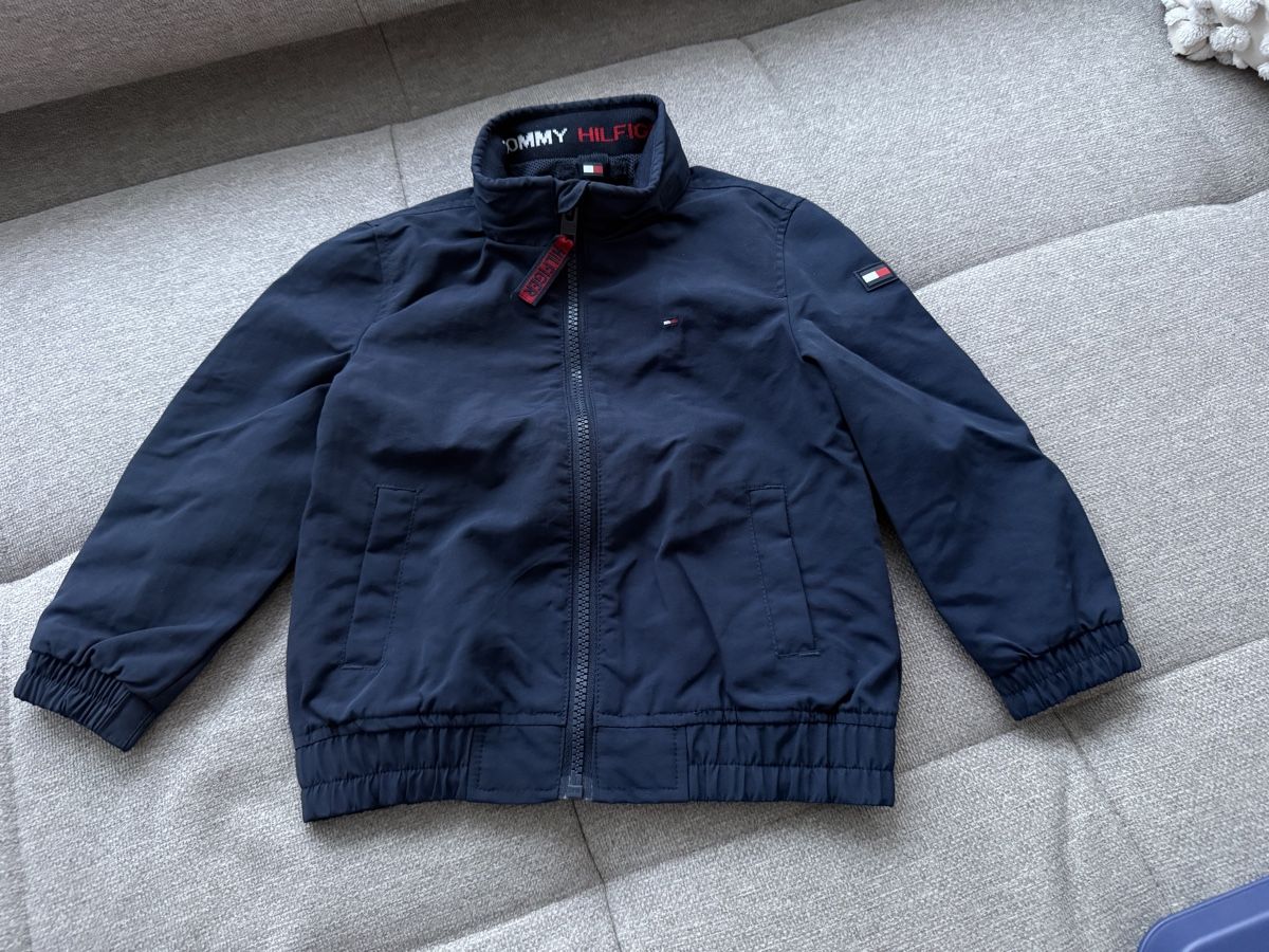 Tommy Hilfiger Giacche & Cappotti: Jacke Tommy Hilfiger Gr. 92 dunkelblau – Nuovo (secondo la descrizione) da Lufingen venduto da Hafula