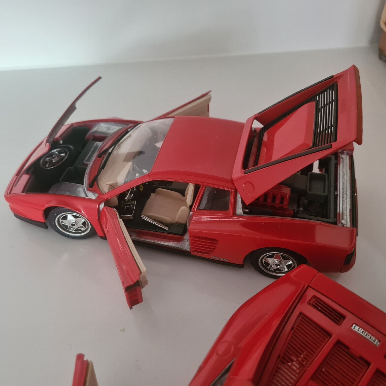 Bburago Modellini d'auto: 2 Ferrari Modell 1/18 – Usato da Steinen venduto da turbogeiss99 1