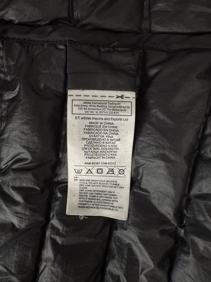 Adidas Vestes: Adidas Daunenjacke – D'occasion à Zürich par rxxel 3