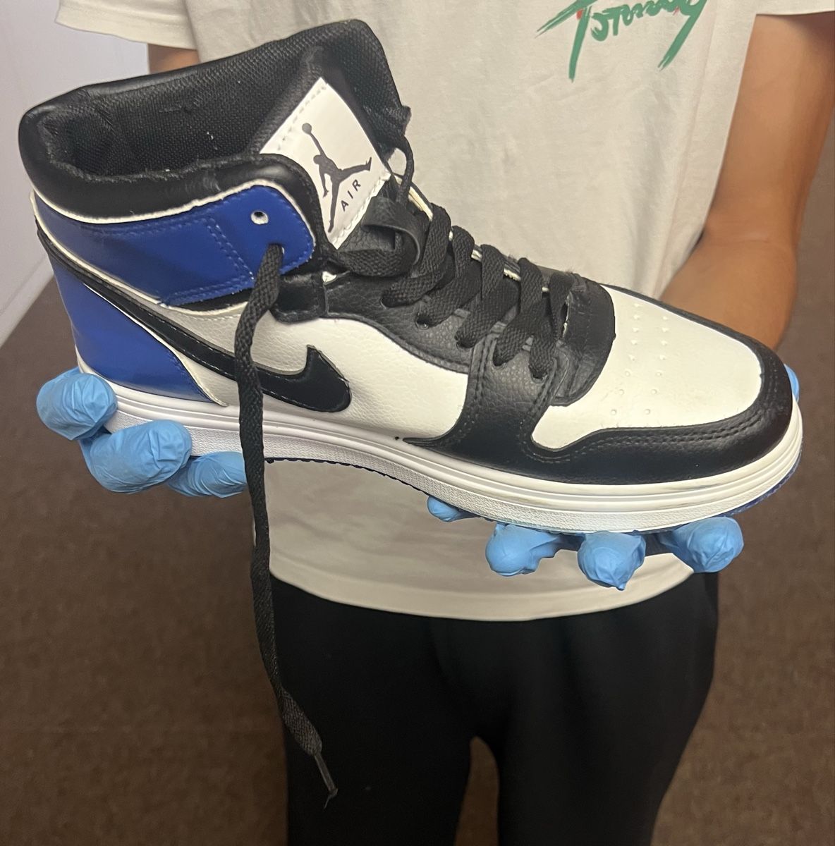 Jordan Scarpe da uomo: Air Jordan 1 Mid-Game Royal – Nuovo (secondo la descrizione) da Lausanne venduto da Gatorlaligattor 2