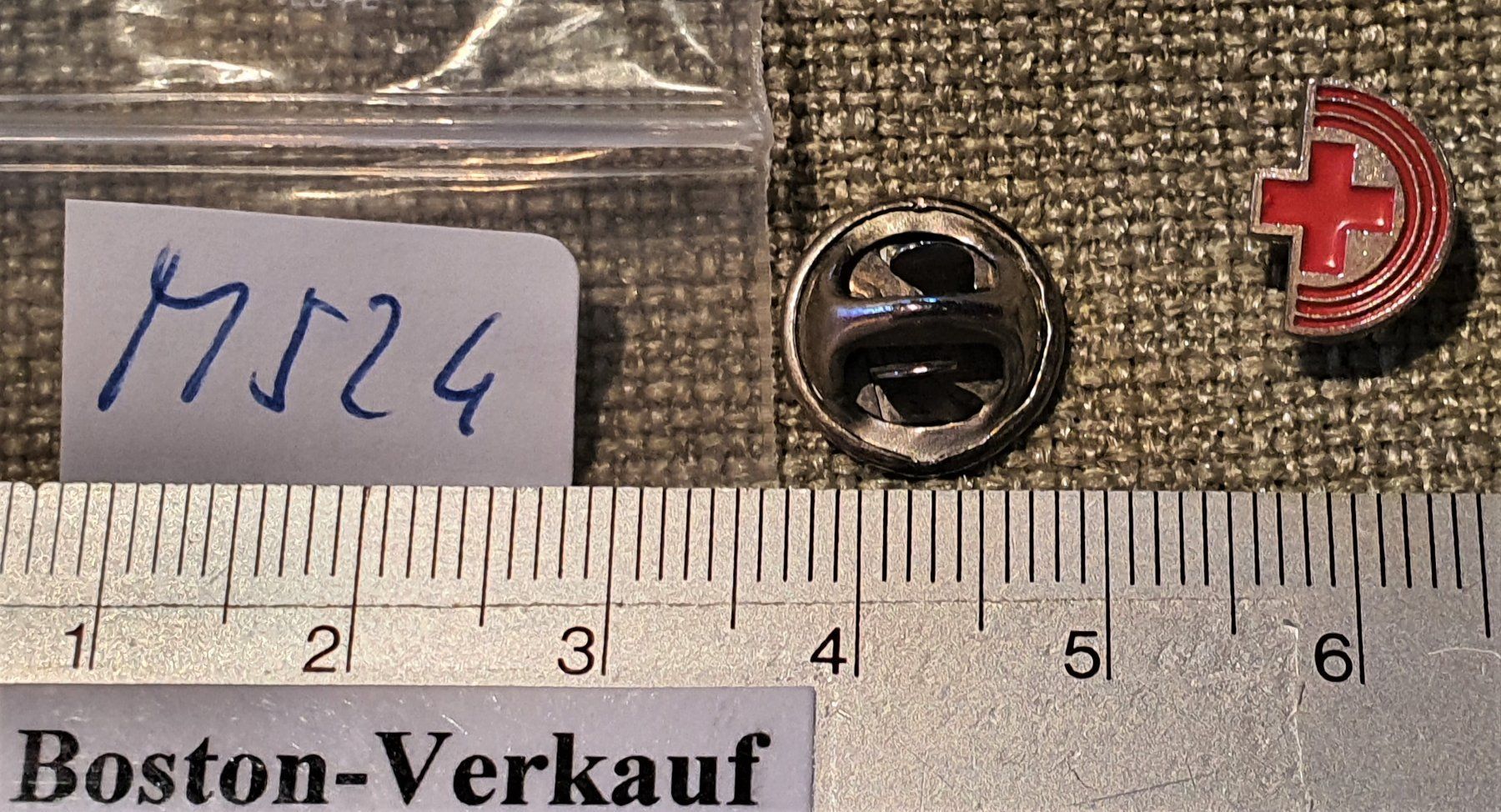Rega Placchette & Badge: M524 - Pin Schweizer Rettungsflugwacht rega Logo ? – Usato da Reinach BL venduto da Boston-Verkauf 1