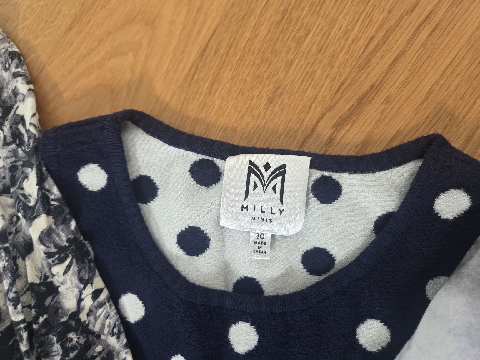 Lotti & Set di vestiti: Markenkleider Gr.140 – Usato da Sursee venduto da Ventiduese 2