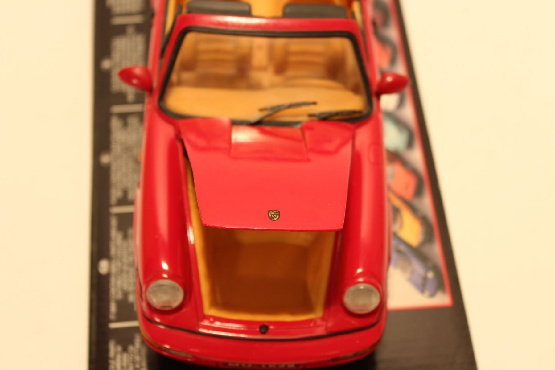 Porsche Modellautos: Porsche 911 Carrera 4 Cabrio, 1:18 – Neu (gemäss Beschreibung) aus Fehraltorf von haefens 2