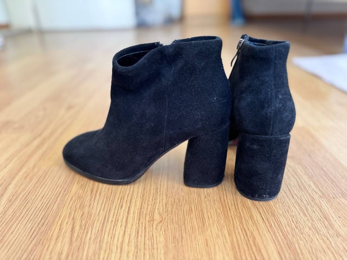 Scarpe da donna: Wildleder Stiefeletten, Gr. 39 – Usato da Basel venduto da gal_66s2 1