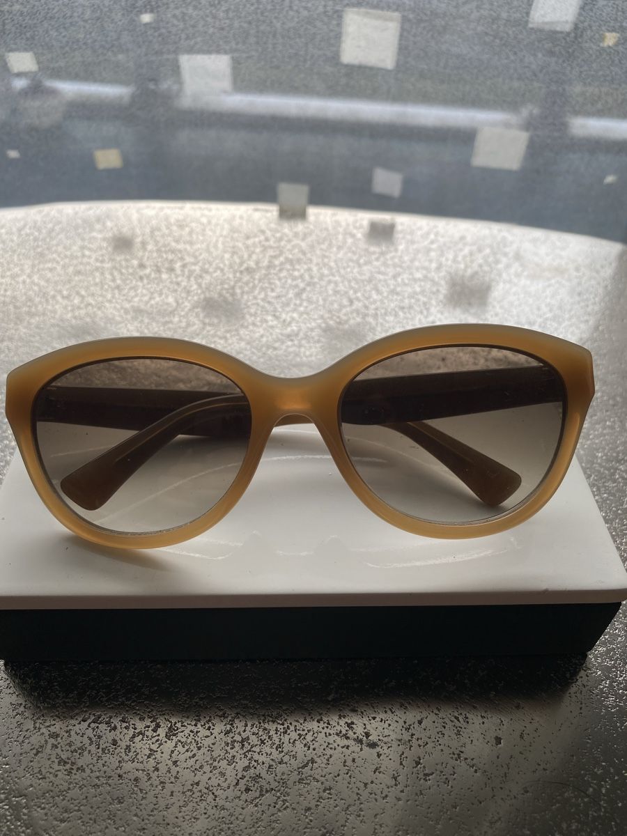 Fendi Occhiali & Lenti: Sonnenbrille Fendi – Nuovo (secondo la descrizione) da Zürich venduto da pinish