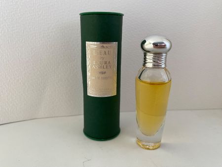 Miniature L'eau by Laura Ashley