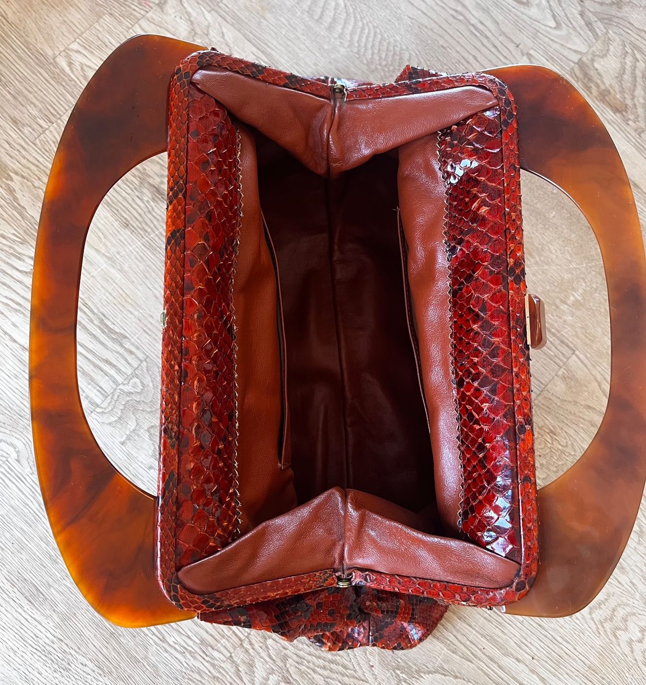 Borse da donna: Handtasche_Pythonmuster_1940 bis 50er_perfekter Zustand – Nuovo (secondo la descrizione) da Zürich venduto da Sammler777 4