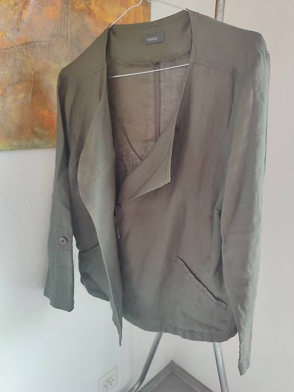 Lotti di vestiti: Ensemble chemise Maneki-Neko et veste - Taille 46 – Usato da Etoy venduto da Ctrl0 2