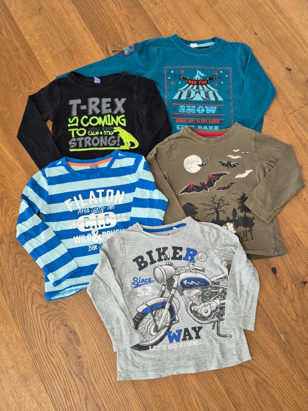 Lotti & Set di vestiti: Kleiderpaket Grösse 110 Junge – Usato da Büttenhardt venduto da Nic_ole 1