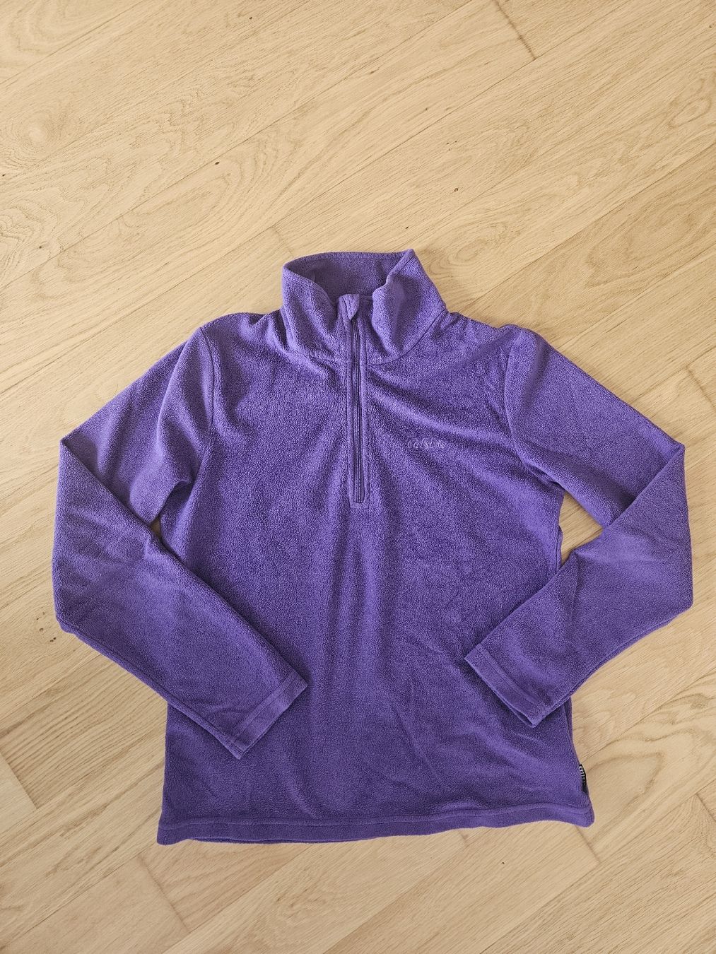 Pullover & Sweatshirts: Warme Fleece-Pullover von Celsius, Lila, Grösse S, Top! – Gebraucht aus Abtwil AG von Ayline.a8