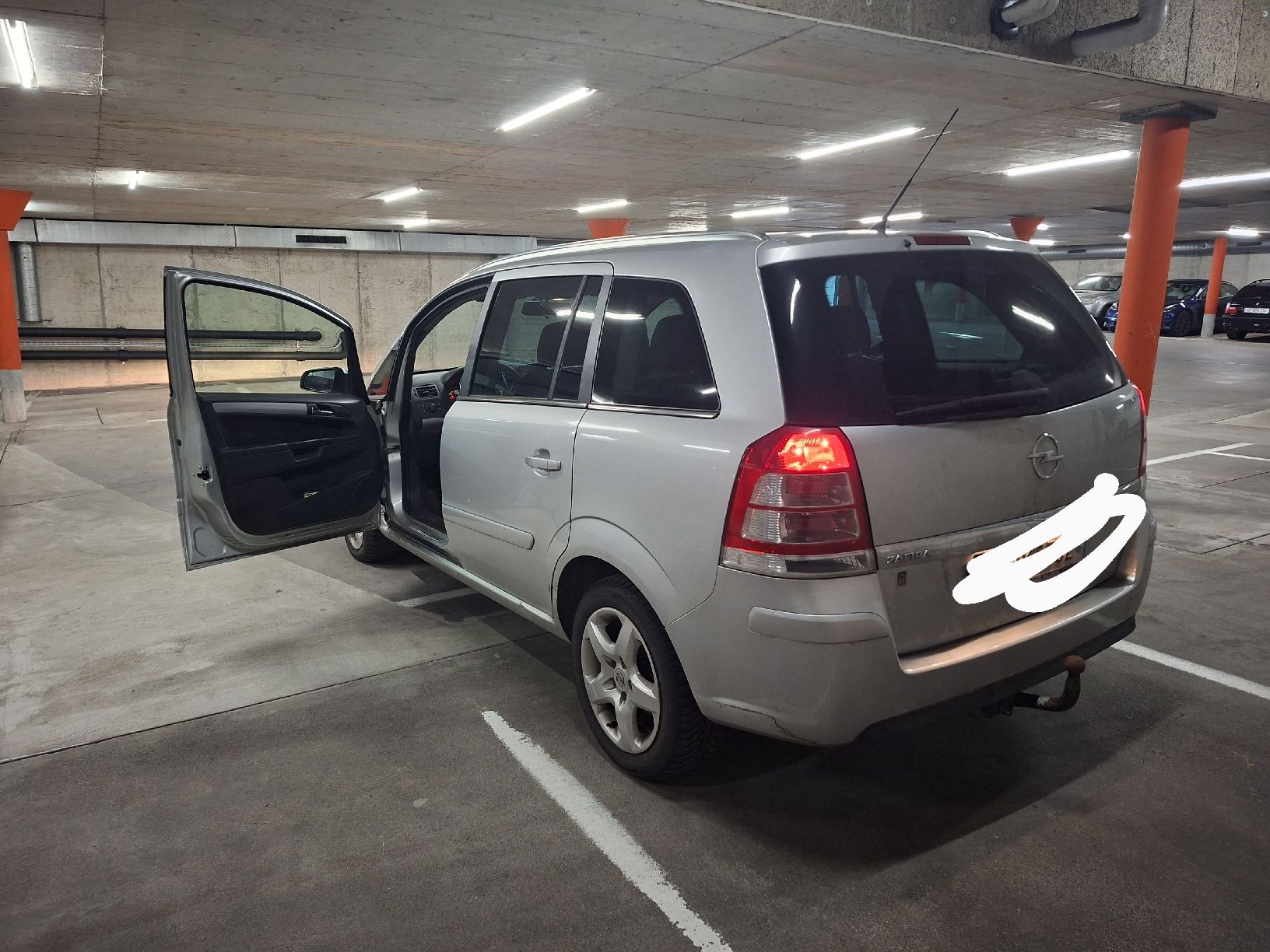 Opel Automobili: Opel Zafira B19TD – Usato da Hombrechtikon venduto da 20soschoen12 3