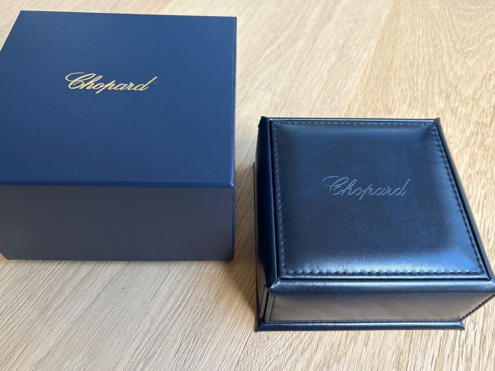 Chopard Uhren: Chopard - Uhren-/Schmuckbox – Neu und originalverpackt aus Fläsch von sus_69xn