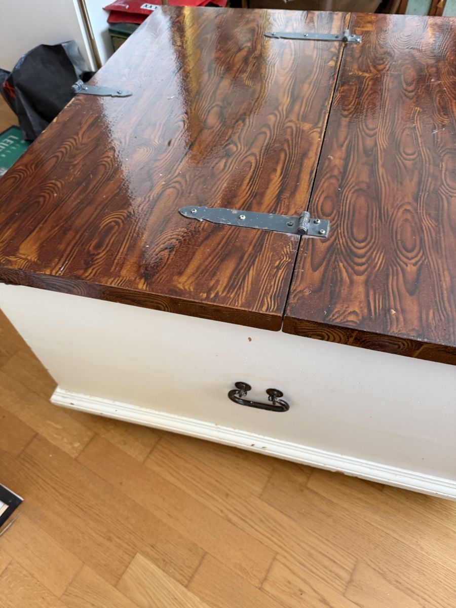 Toutes les décorations: Antike Kommode  – D'occasion à Wallenwil par Dachdecker07 4
