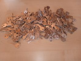1000 Schlüsselrohlinge